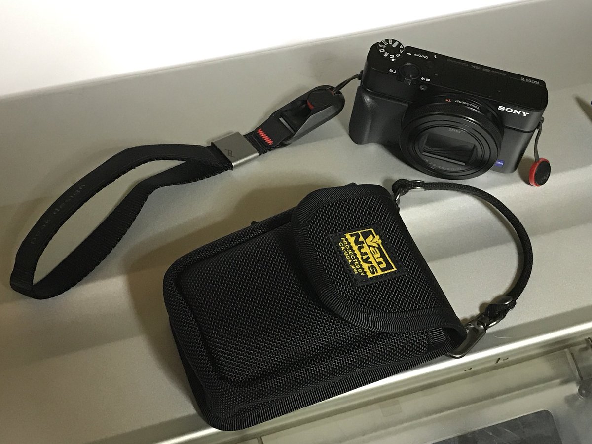 とま これ Sony Cyber Shot Rx100m6 Rx100m5 Rx100m4 Rx100m3 Rx100m2 Rx100用 縦型キャリングケース T Co Wqhbk03zza