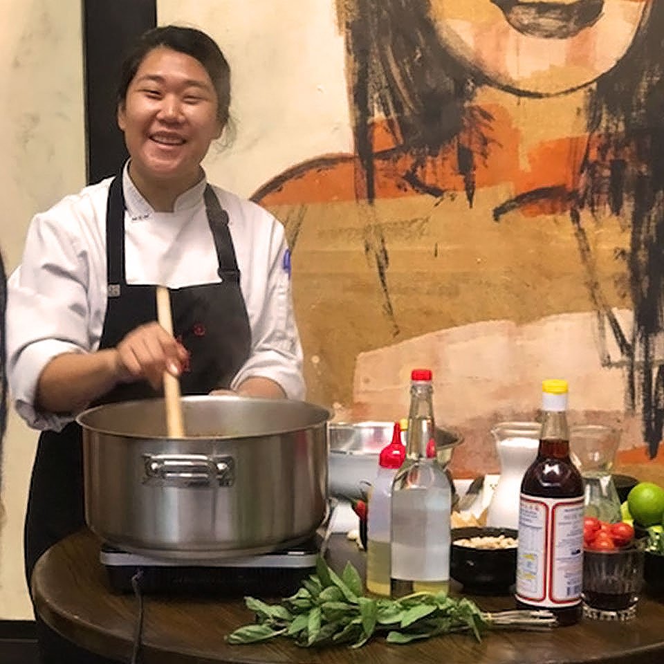 redspiceroad's tweet image. Cook up a storm with the #RedSpiceRoad chefs, then enjoy the fruits of your labour over a lovely lunch!

Tickets still available to our Spice 202: curry &amp;amp; sauces #cookingclass this Saturday September 15th + Saturday September 22nd. red.sr/spice202