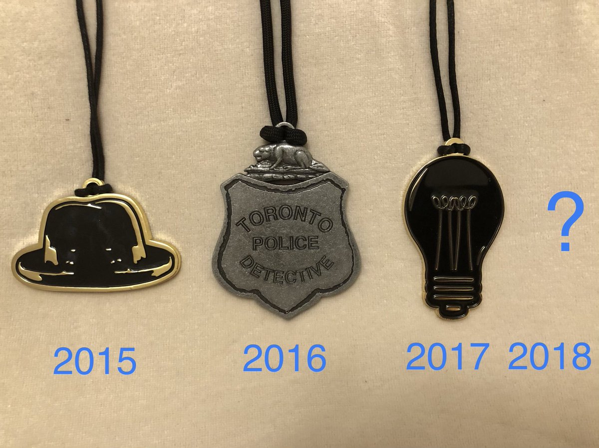 PendrickArrow's tweet image. @CBCMurdoch @ShaftesburyTV @yannick_bisson @louford1 @CJShaftesbury @MonkeyLairLabs So ... will there be a #MurdochMysteries Christmas 🎄 ornament for 2018? #MMXII