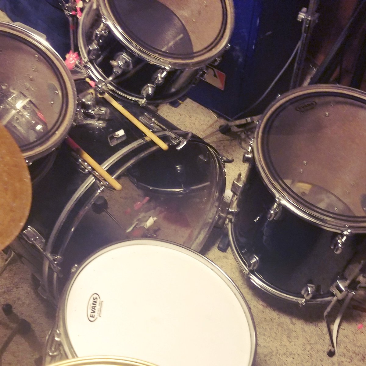 CondomOfficial's tweet image. New Drum Heads
New Recordings
New Album
#2019