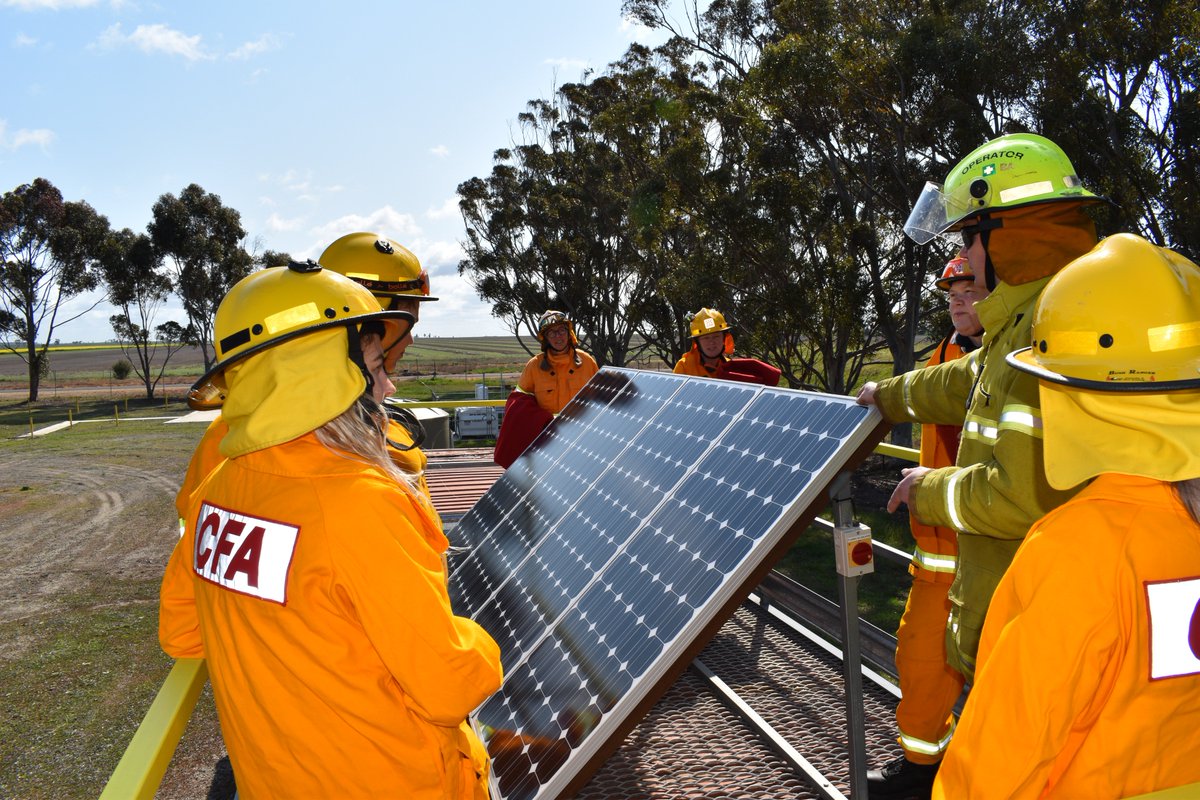 CFA_WestLD's tweet photo. Women in CFA West Region participated in a successful training day at VEMTC Longerenong https://t.co/tgf83XQROg https://t.co/SNpU4blilm