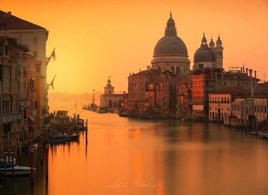 PoweSheryl's tweet photo. Santa Maria, Venice. Photography by Michael Bohmlander.
#nature #amazing #landscapephotography  #beautifuldestinations #Gorgeous #pictures #photography #capturemomentsperfectly #WOW #lovetotravel #travelphotography #sightseeing #tourism #amazingnature https://t.co/hxsiapu3k7