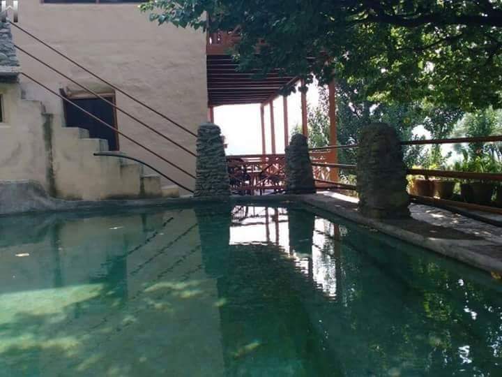 Holiden1's tweet photo. Saturate your senses and mind with charm and pleasant surroundings of Chamba.

Experience Chamba Himachal Pradesh from this house here: https://t.co/MntKv3Mu6y

#holiden #Homestays #Homestay #TuesdayThoughts #NBAAwards https://t.co/HKZI6512J5