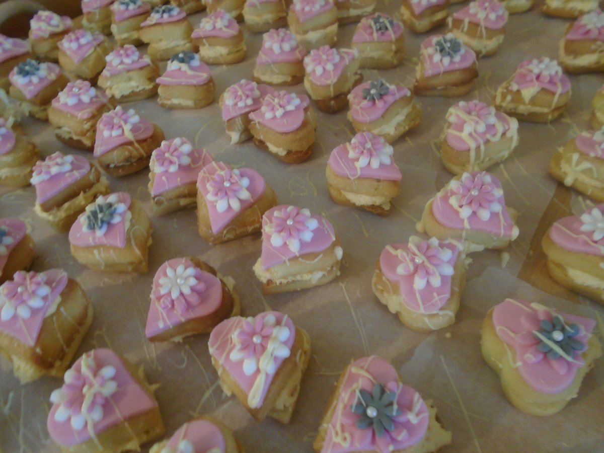 Hebbie's tweet image. 3/4 done fiddly bit of putting into bags next #willtheyfit