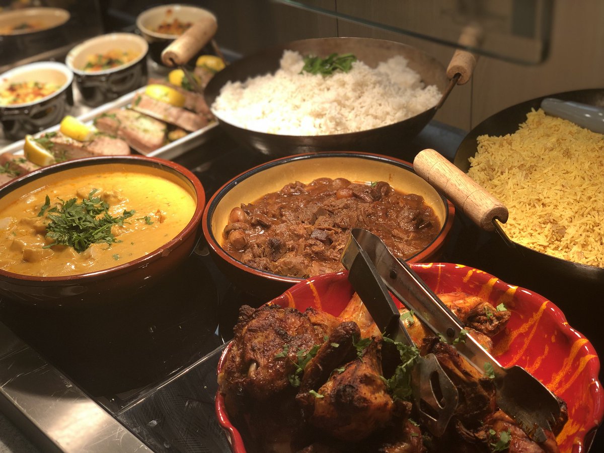 Darrenpassmore's tweet image. Feed you mind , feed your body @BupaCromHosp Cromwell Restaurant  with our Seared tuna with Pesto or try the Indian spiced Chicken Korma and Tandoori Chicken #Spiceislife.