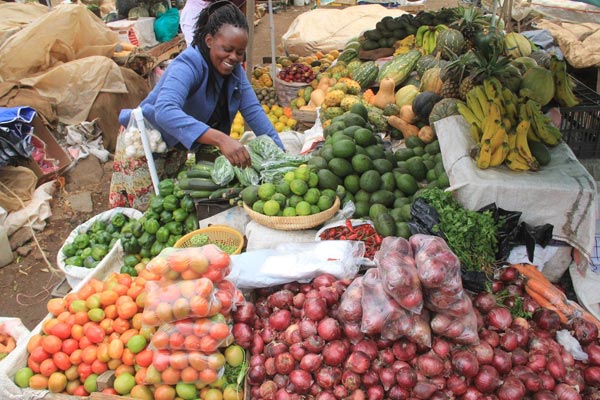 LetsBuildKenya's tweet photo. #AgriNutritionKe Mama Mboga has Cabbages, Skuma wiki, Spinach, Mangoes, Potatoes, Peas, watermelon, oranges, bananas, pineapples, carrots, Onions, Avocados..... All grown in our beautiful country. Have some! https://t.co/cMaxujsCYb