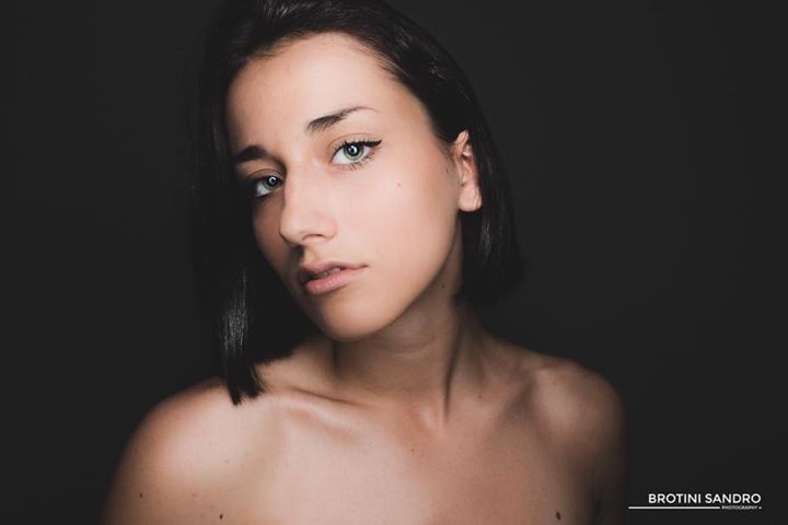 brotiniph's tweet image. Arianna Cervelli for Me
•
•
•
•
•
#portraitphotography #portraiture #portrait_perfection #postmoreportraits #portraitisreligion #featuredpalette #rsa_portraits #agameofportraits #humaneffect #portraitpage #makeportraits #pursuitofportraits #portraits #featuremeofh #quiet…