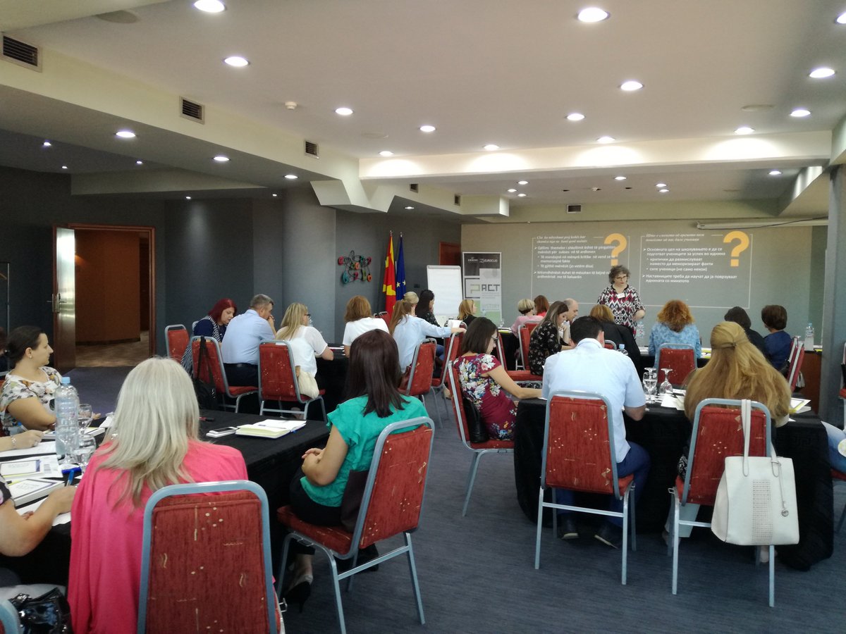 CDRSEE's tweet photo. Teachers in action! 2nd #epact 'Teaching for Learning' Seminar in #Skopje attended by primary and secondary school teachers from various disciplines. Focus on multiperspective teaching and critical thinking #education #reform #WesternBalkans https://t.co/VnABSIOOG6