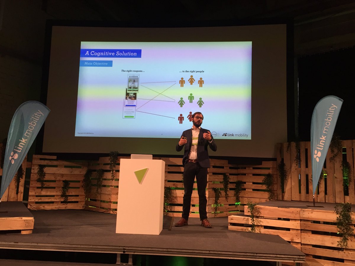 LINKMobility_DE's tweet image. Our colleague Andreas Schmidt Jensen about how to get the right coupons to the right customers at #shh18 - such a great presentation! 👏 #mobilemarketing #mobileintelligence