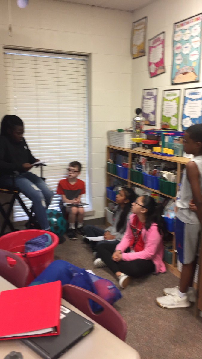 Zei_Sipley's tweet photo. #sharingourwriting @SipleySchool @Woodridge68 https://t.co/7o4hgbE43E