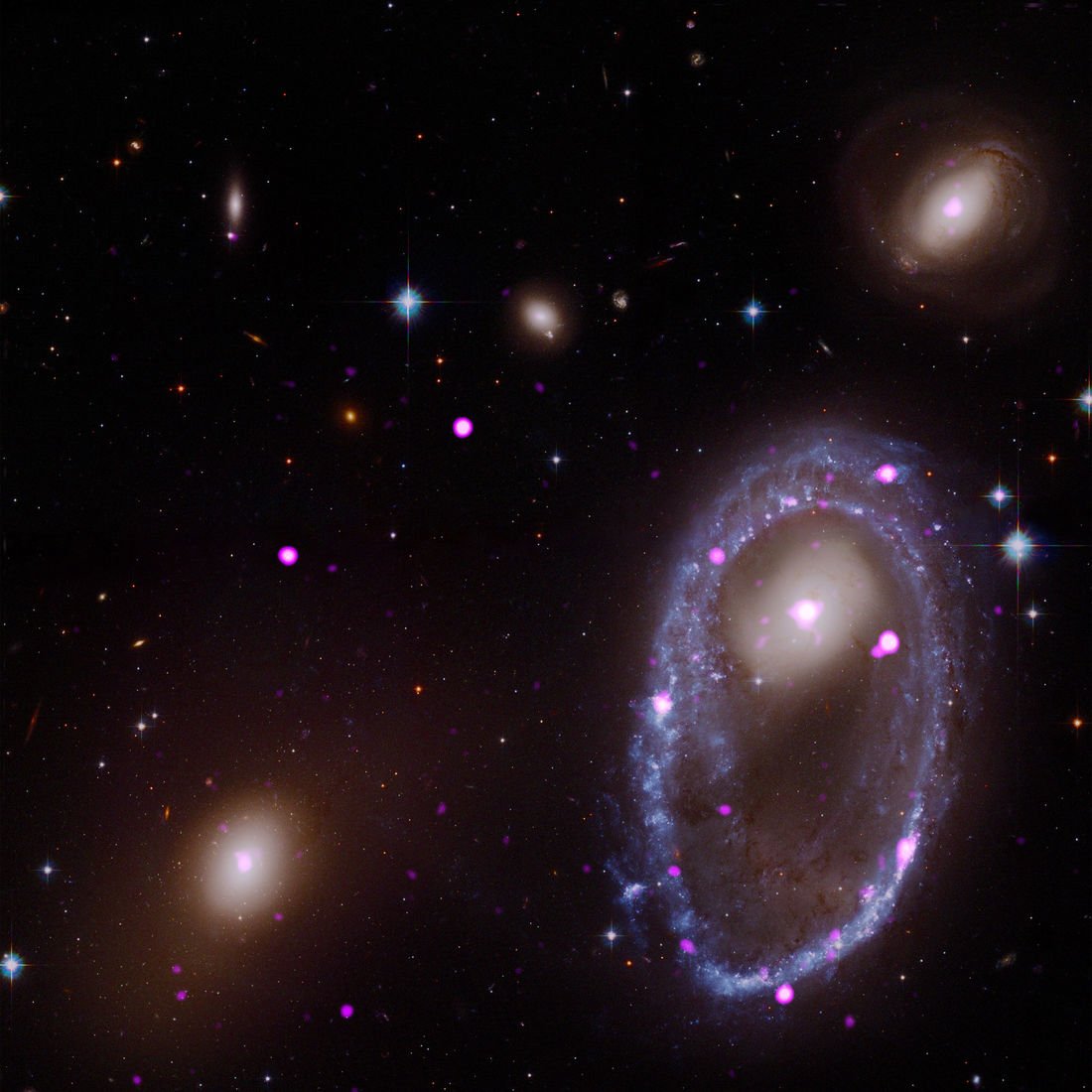 CaraSantaMaria's tweet photo. Meet the galaxy AM 0644-071. It’s been through a lot… and, it turns out, a lot has been through it. #RingGalaxies #Blackholes #Hubble #BadAstronomy
https://t.co/U6OH0Nwy6n https://t.co/CJRdMwAicd