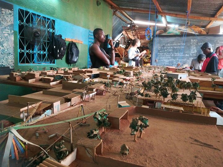 GaelleMassBitty's tweet photo. Récréâtrales 2018,10ème édition ! 260 artistes de tous horizons, 19 pays représentés, 13 spectacles de #théâtre, 4 Langues d'#Afrique, 3 Soirées Partage avec des personnalités culturelles, 1 Espace #JeunePublic, 6 semaines de résidences - RDV à Gounghin #Ouaga du 26 oct au 03 nos https://t.co/yMTnTuEKBa