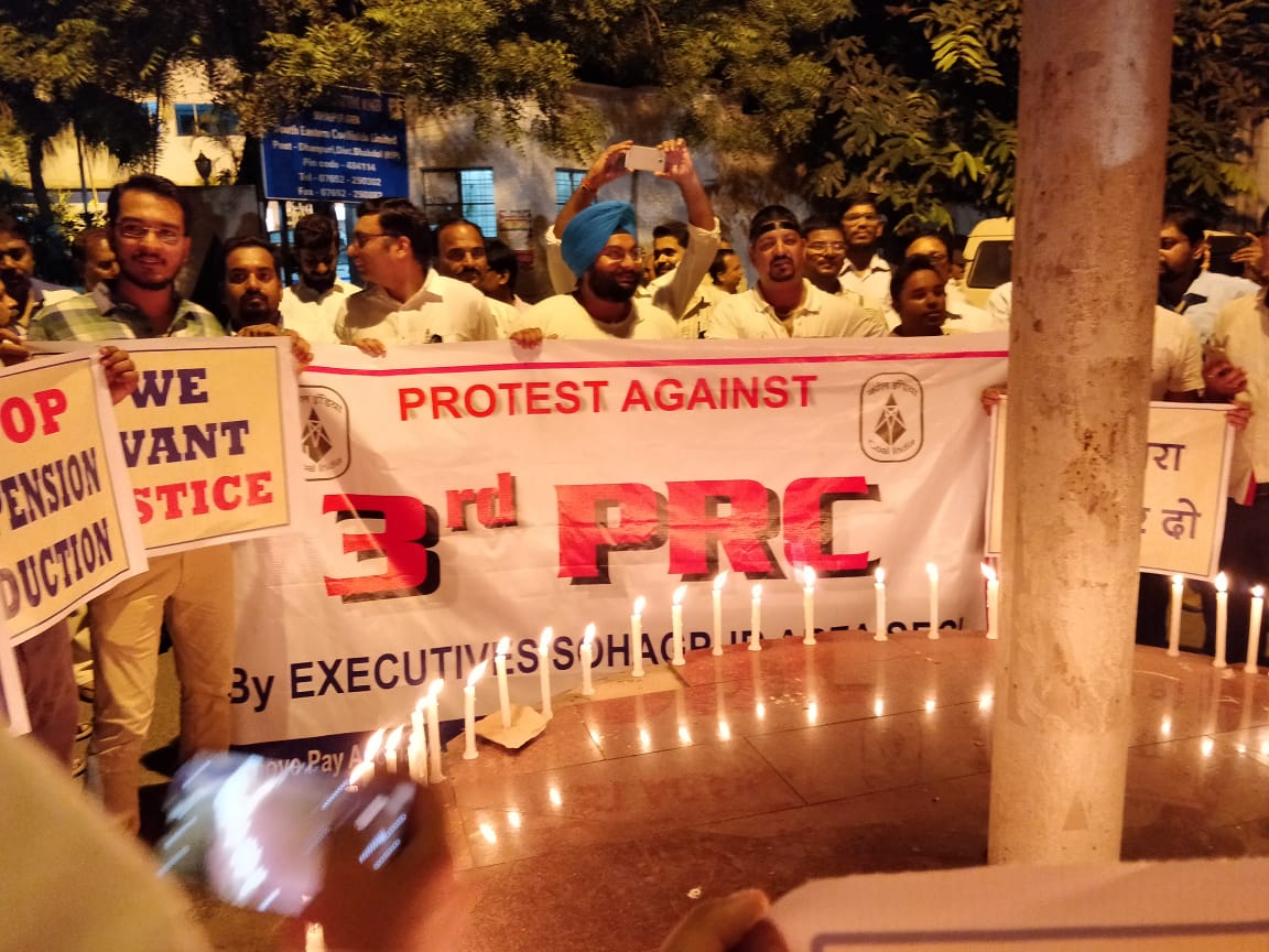 Manishk29145932's tweet photo. @PiyushGoyal #RemovePayAnomalyCIL #Reject3rdPRC @debjoyET @CoalIndiaHQ @CoalMinistry @PiyushGoyal https://t.co/lRyztdnmOu