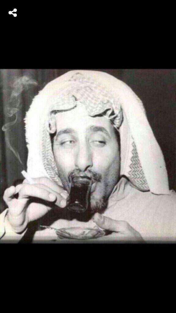 si0ih's tweet photo. @eeRM__ لا ماعليه حبيني https://t.co/Zxk7n7kKsx