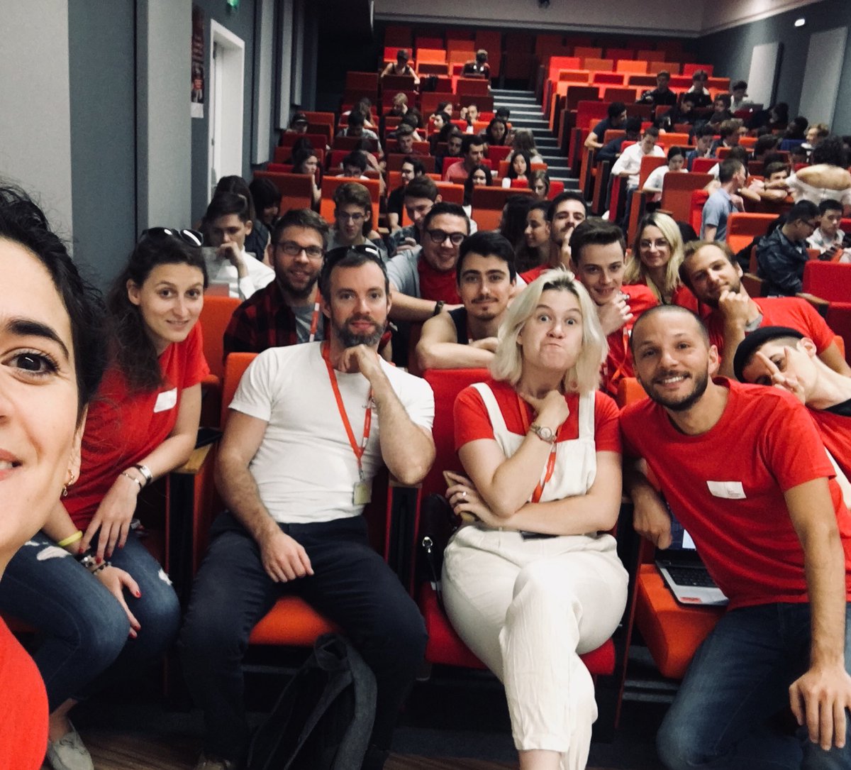 anna_aflalo's tweet photo. Team coach is ready for the 2nd day !!!!! #UXemlyon #paris https://t.co/TD1zeZoT3U