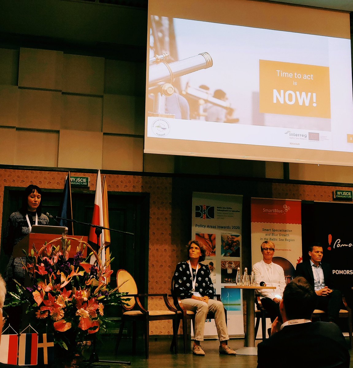 EUSBSR's tweet photo. Projects are predicting the future in #bsssc2018 conference 2nd day. #RDI2CluB project reminds us: "Future is determined by the actions we take NOW!" #EUSBSR https://t.co/nNiOdf5ps5