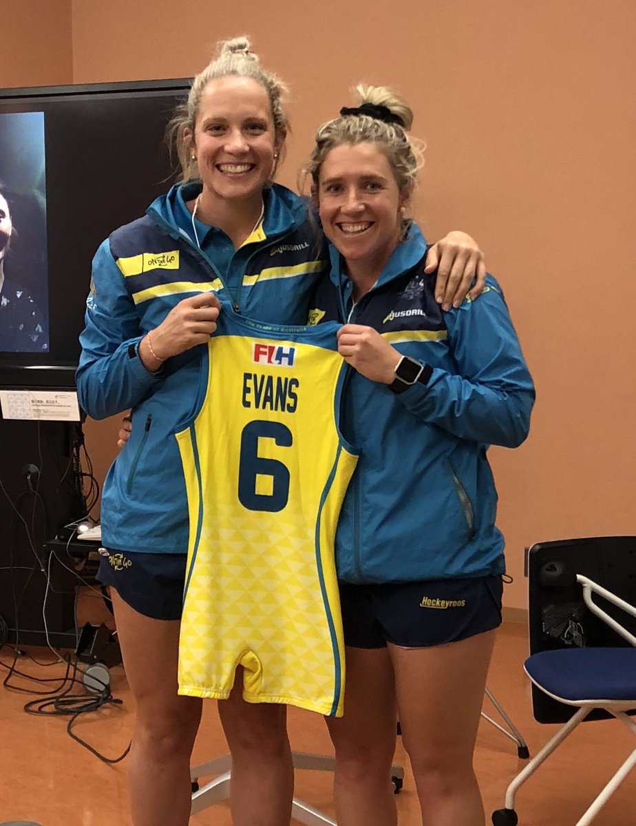 Hockeyroos's tweet photo. Congrats to our three debutants tonight, @Hockey_ACT's Naomi Evans &amp; @HockeyVictoria pair Hayley Padget &amp; Sophie Taylor!!! #FourNations #Roovolution https://t.co/T249CD87wL
