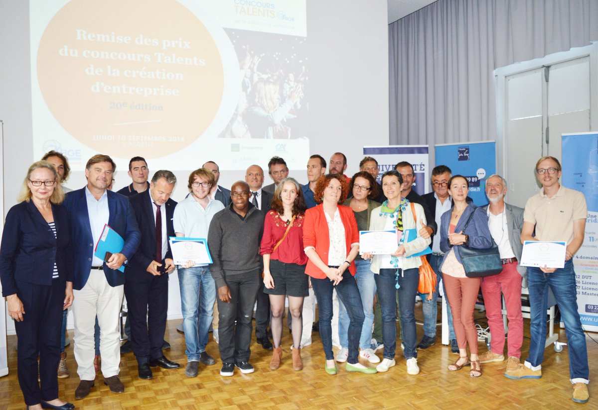 BGE_Picardie's tweet photo. La 20e cérémonie de la Remise des prix du concours #Talents a eu lieu lundi 10 septembre à #Amiens. 6 chefs d'entreprise ont été récompensés. Nous remercions les partenaires et institutionnels présents. 
Plus d'infos sur https://t.co/7eizQ0sMG2 https://t.co/HBNbKIG1a7