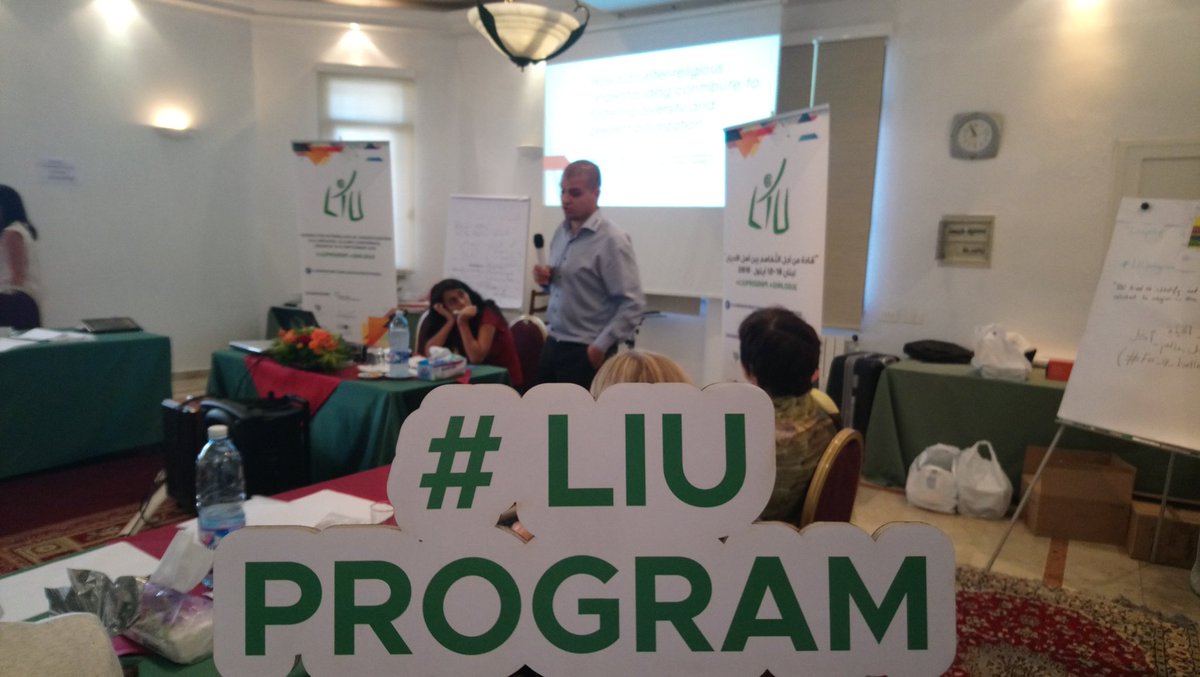 danmissiondk's tweet photo. Here is Mohammad from #Denmark explaining on how can interreligious understanding contribute to fostering diversity and prevent polarization from his personal experience. #LIUprogram #Dialogue @fdcdleb @ceoss_org @RIIFSJORDAN @DAPPdk https://t.co/cUrfNhgXev