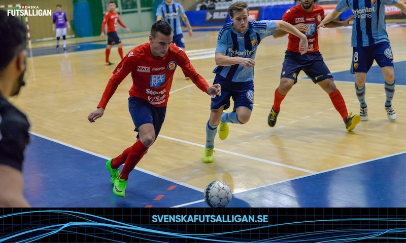 Svenska Futsalligan får egen hemsida och bevakning: svenskelitfotboll.se/svenska-futsal… <a href="/sflse/">Svenska Futsalligan</a>