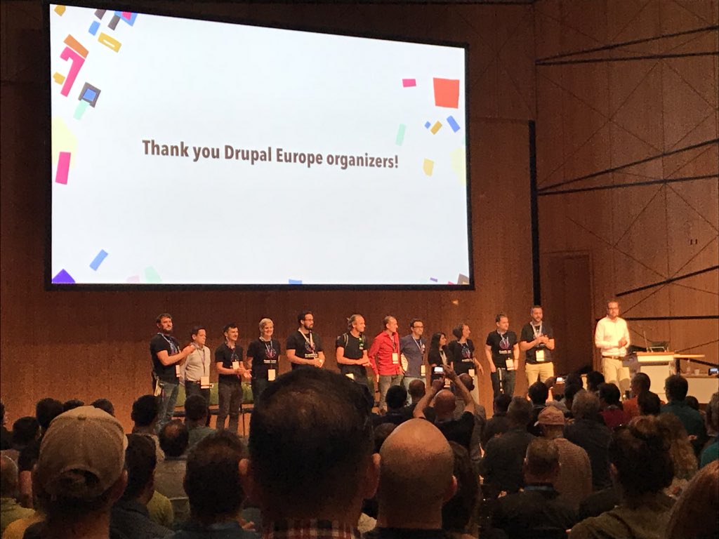 acquia's tweet image. Finishing off the #driesnote with a standing ovation for all the @DrupalEurope organisers 🙌🏼#DrupalEurope #appreciation