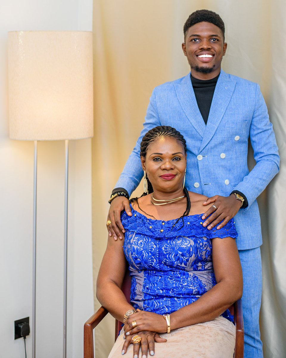 I love you Mummy! I actually love my entire family! 💛😍
Seen our acceptance speech for winning the #AMVCA2018 #BestShortFilm? Then you read it in the right voice.
Truly overwhelmed with love guy! Tried to reply everyone but it's so much! THANK YOU! 
@AccelerateTV @myaccessbank