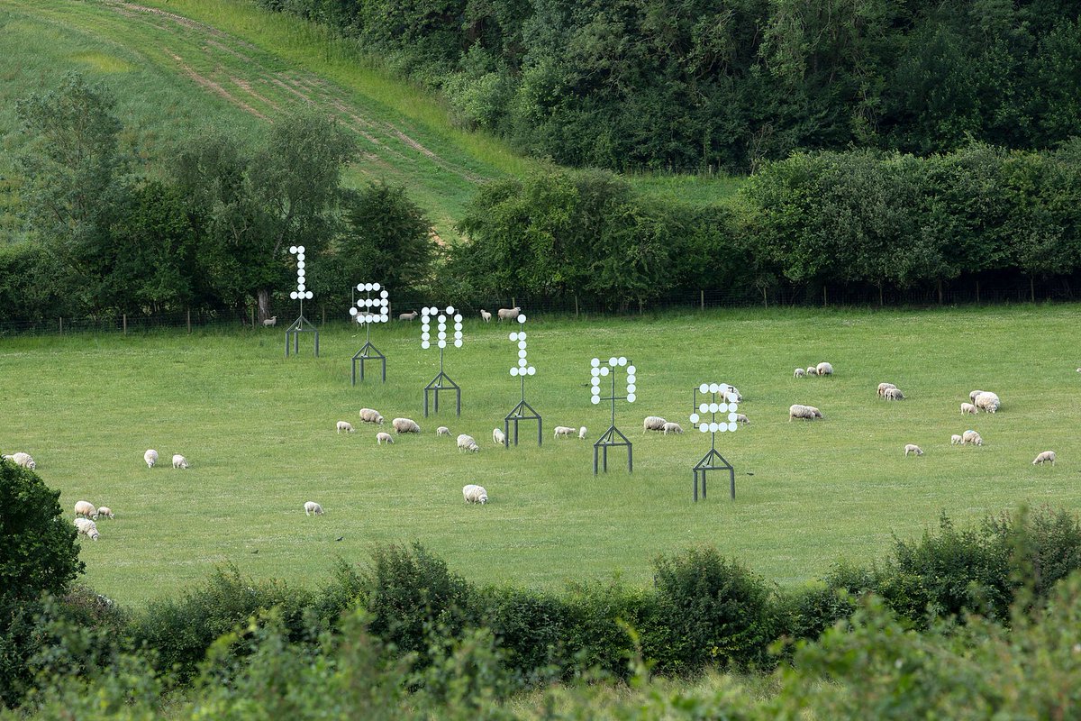 ParkerHarrisCo's tweet photo. Surrey Unearthed: Artist's talk &amp; picnic this Sat 15th, 1.30pm beneath the large-scale Fossil Ocean Floor installation in West Dorking by Jonathan Parsons. Details https://t.co/FQsVeOwNEG, bring a rug!  #surreyunearthed @artistjaypee @northdownsway @ace_southeast #dorking https://t.co/7RKmlJIjK7