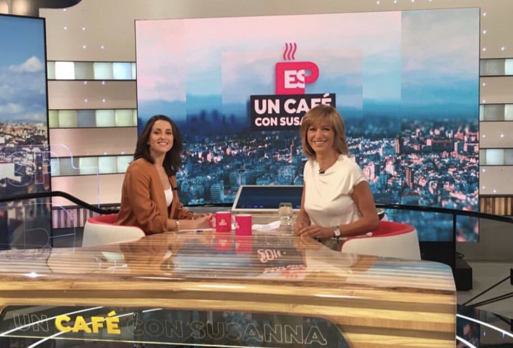 RaholaOficial's tweet photo. Com no podia ser d´altra manera, per tal d´agafar el pols de la realitat catalana, després d´una Diada amb un milió de catalans al carrer, el programa de la @susannagriso entrevista, tatxan..., doncs a l´ @InesArrimadas 
Periodisme de riogr, equanimitat i qualitat. https://t.co/JG1CBrlwpc