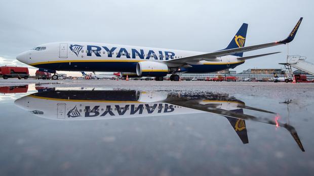 tstoelz's tweet photo. Ihr Flug bei Ryanair wurde aufgrund des Streiks gestrichen oder ist verspätet? Mit unserem Schnelltest erfahren Sie, wie viel Entschädigung Ihnen zustehen könnte und wie Sie diese eintreiben:
https://t.co/ls500E9vqV
#wiwo #Ryanair #fluggestrichen https://t.co/BNLfJcE0l2