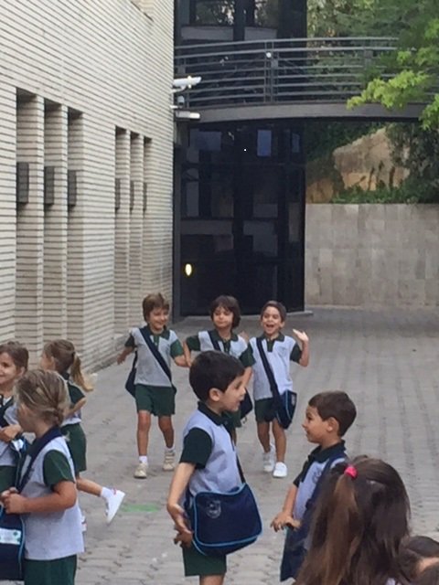stpaulsbcn's tweet photo. Welcome back everybody to the new school year!
#stpaulsbcn50anniversary #creatingafuture #Firstdayofschool2018 https://t.co/1kAzjCUrpW