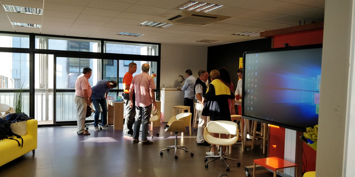 le_cera's tweet photo. Merci à @Latelierdufutur pour cette belle organisation #seminaireducera avec @jmmousset @AidaValceanu @dwbh357gr @Elihomme1 et tous les membres du bureau https://t.co/hbWnwOlSKX
