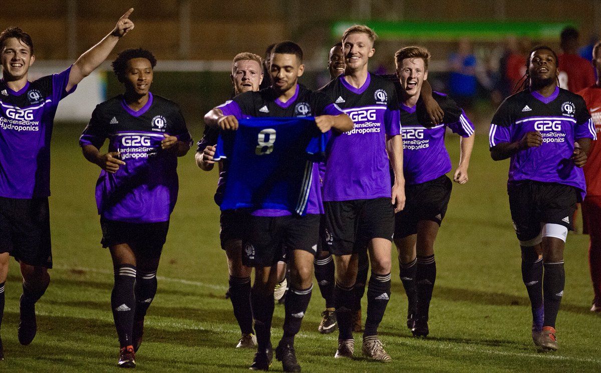 CHUFC's tweet image. What a moment!! @DarrylSiaw5 lays flat out on the ground after being fouled, @therealfabz waiting, the lads hold up the no8 shirt as they dedicate the goal to Matt Ellis who broke his ankle on Saturday 💜💙 @JamieWattsy @LouisC62 @Ben_Ewing3 @andywalker87 @HeardJake @Scants96