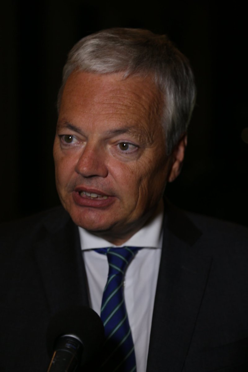 photo HK tweet media