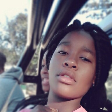 Rt if you think she's beautiful