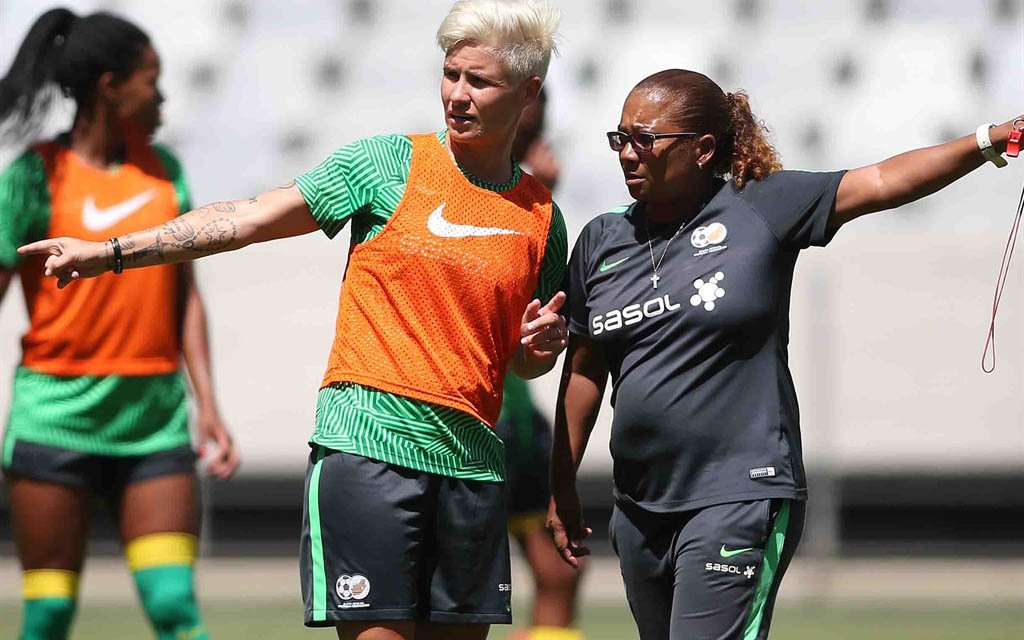 SAFA_net's tweet photo. LISTEN: @Banyana_Banyana  update from coach Desiree Ellis. https://t.co/AFyM5OO7hD 
@SasolSA @nikefootballza https://t.co/XLNaHSAh0F