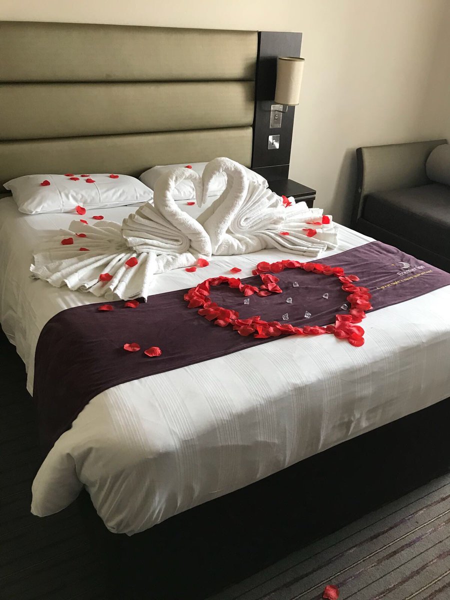 Massive shoutout H/k team ,every single day they clean with massive smile and lots of energy,Love them all❤️The super ⭐️h/k that went above and beyond whilst our head housekeeper was away is Georgiana enjoy your gift❤️#internationalhkappreciationweek 
#teamlondonsolusnorth