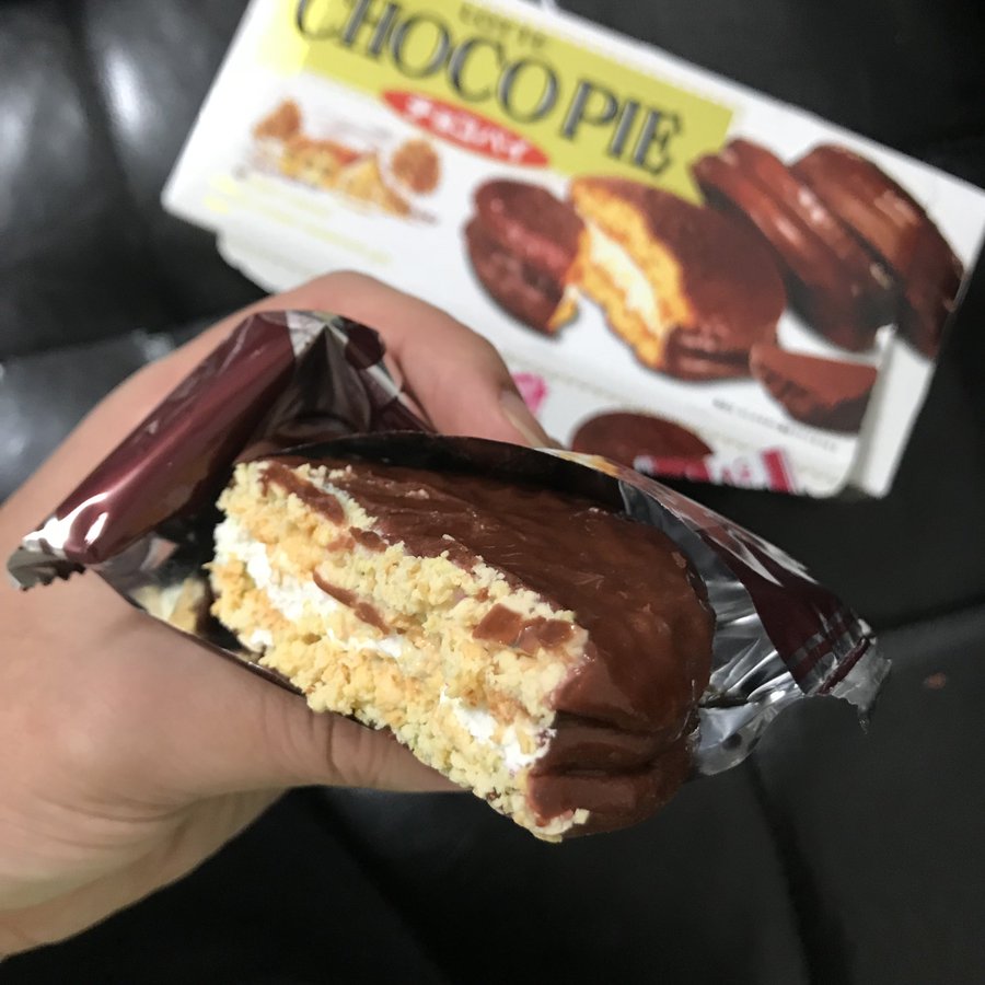 小麦ねんどで作った チョコパイ が本物すぎる 絶対食べるフェイクスイーツ 今日のひとひら