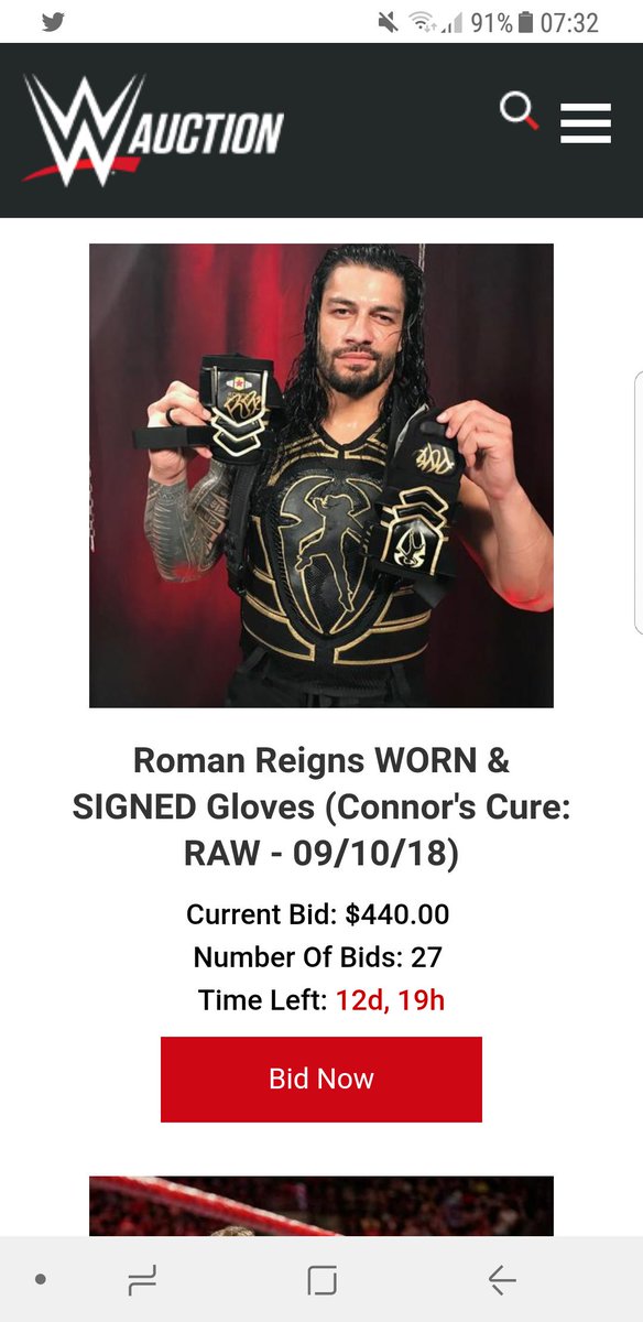 HandyRed's tweet photo. What a #Legend... in a matter of 9hrs @WWERomanReigns gloves have gone up by $560... and rising!!
People know they are not only helping a worthy cause but buying a an item that'll be worth so much more in the future!!
#TheMerchandise #TheGuy 💷💶 https://t.co/n2zN6pJetB