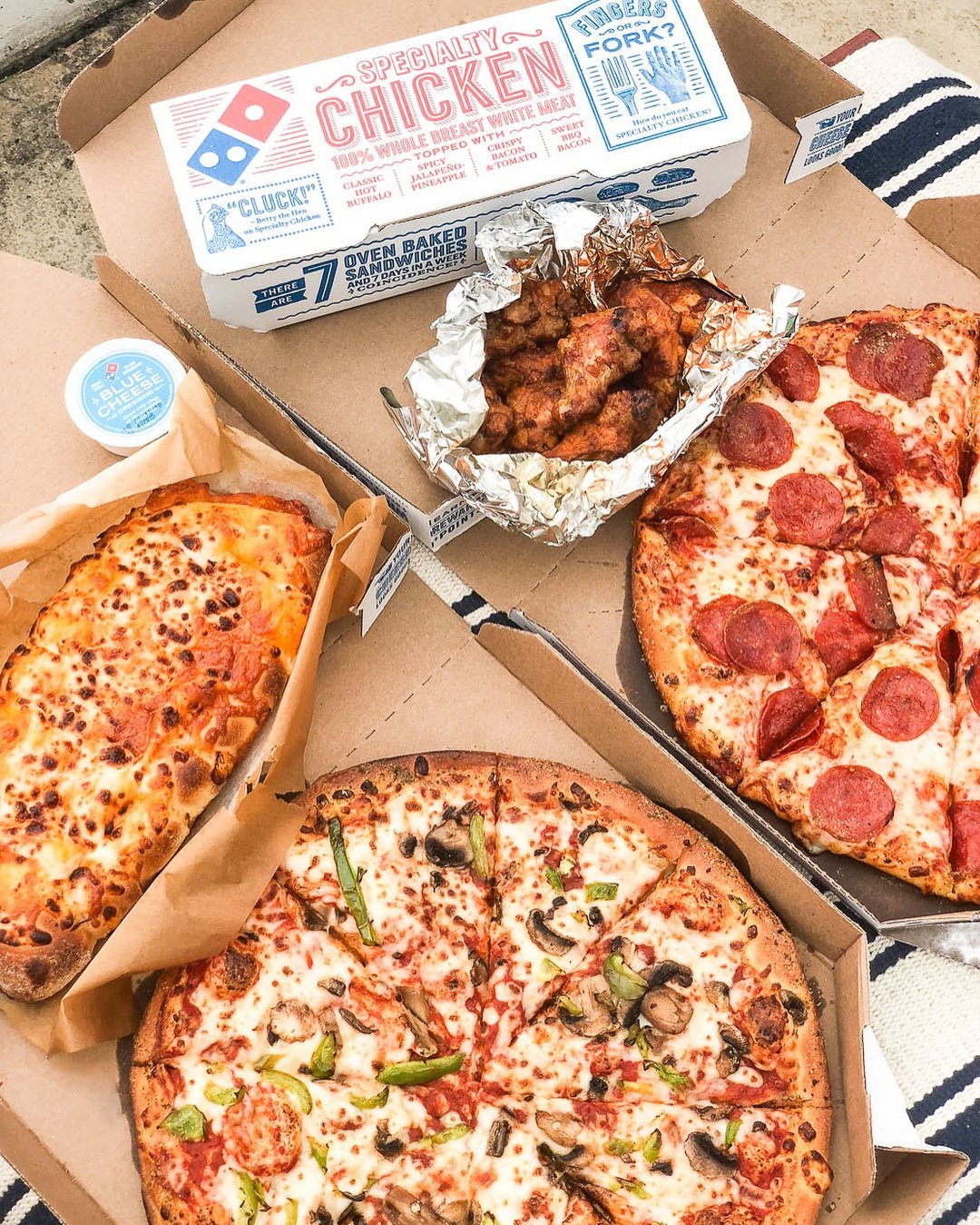 Domino�s Pizza on Twitter &quot;YOU CAN ONLY PICK THREE. COMMENT below with