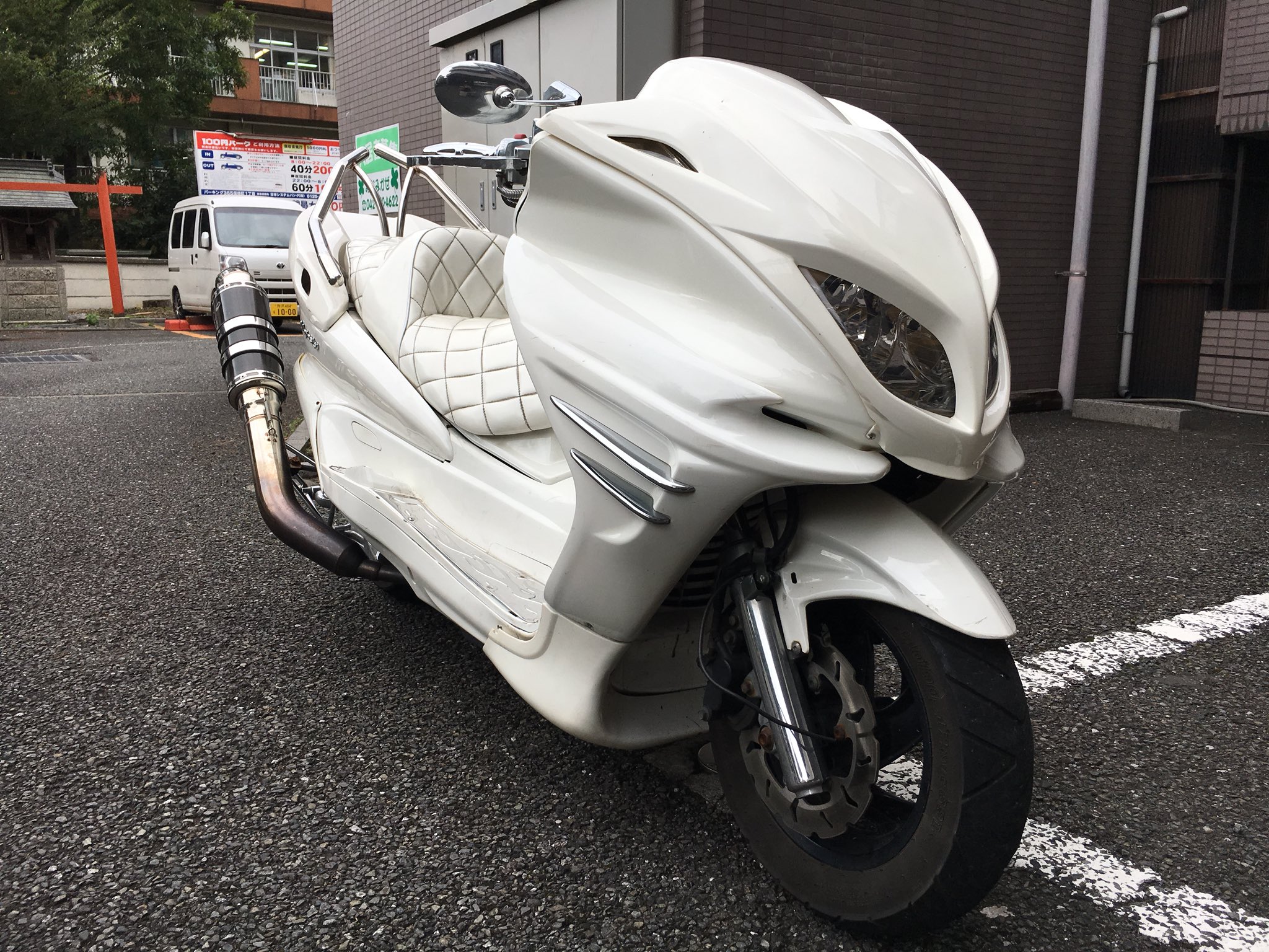 茨城 ヤマハ マジェスティ250 SG03J 人気の白 カスタム マジェ Yahoo!オークション - 茨城 ヤマハ マジェスティ250 SG03J 人気 ビック