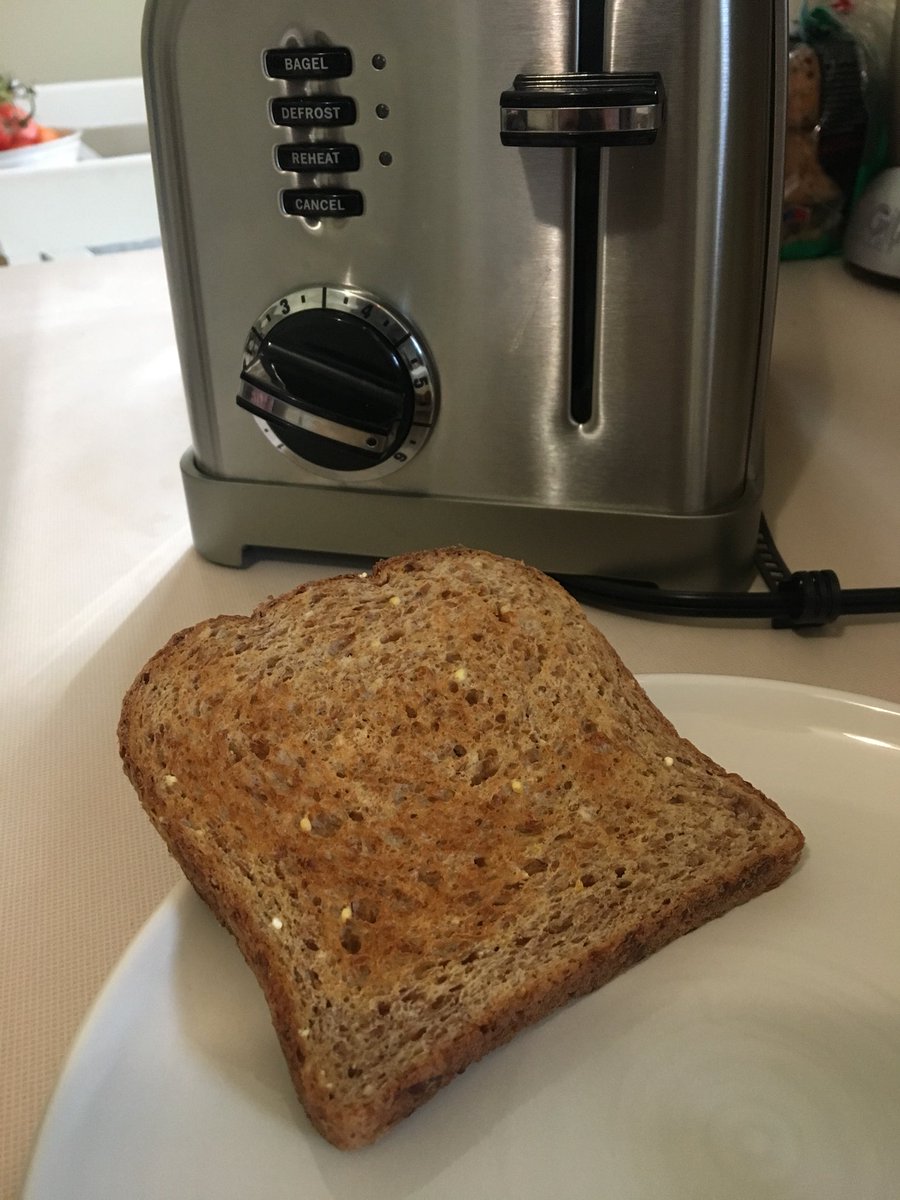 PearceNathan's tweet photo. On what planet is this cooked to 5.5 / 6? Every toaster I’ve owned has been like this.
They should be:
“setting 0: not toasted”
“setting 1: toasted”
Are there really that many degrees of toasted?
#toasterconspiracy
#distractionfromtherealissues https://t.co/SPZODwIvrg