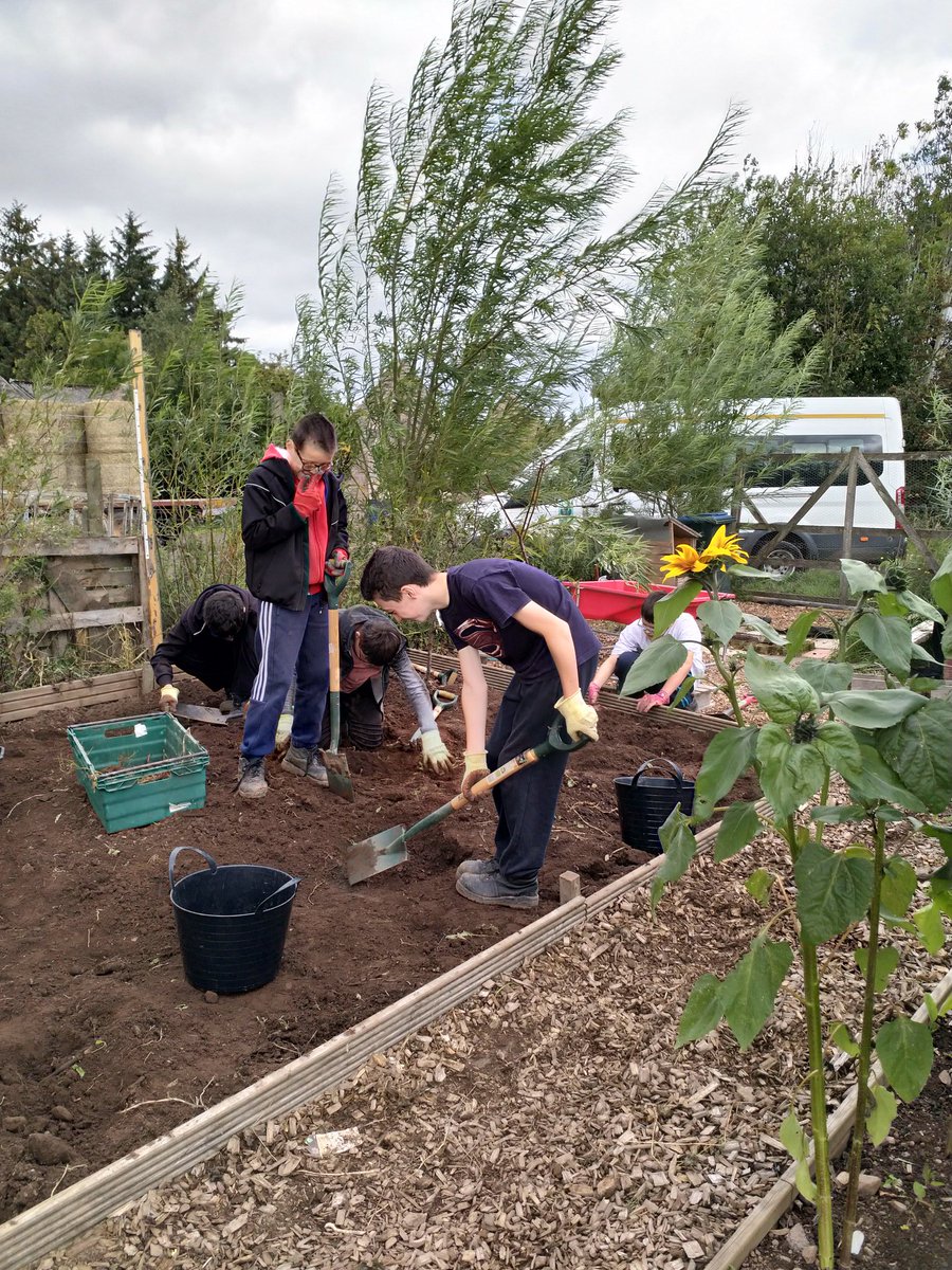 PerthAcademyOrganics tweet media