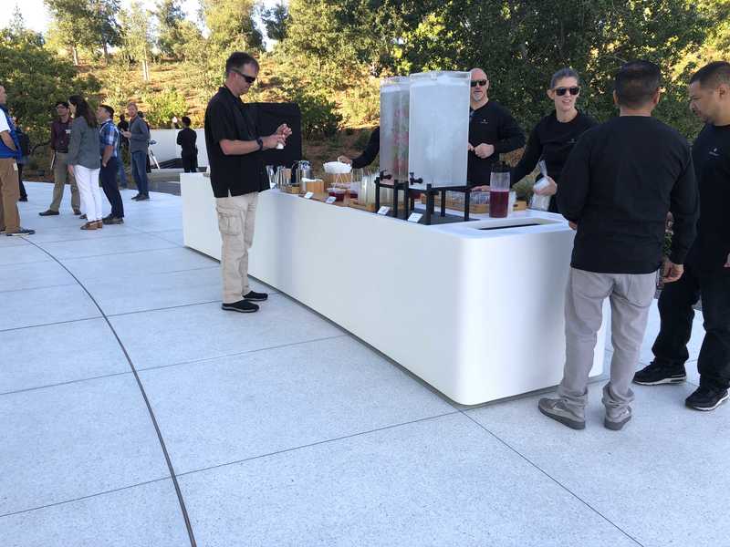 screw these new iPhones and watches and whatnot, this pop-up light breakfast bar at the Steve Jobs Auditorium that perfectly matches the radius of the circular terrace slabs is hotttt