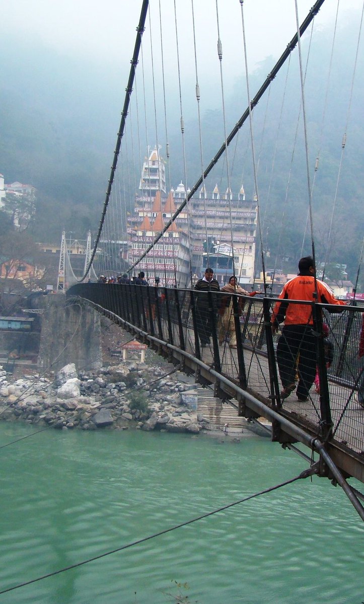 TrippyGram's tweet photo. It has larger number of ashrams teaching yoga and meditation hence it is known as “Yoga capital of the world”.It is hotspot where it draws more crowd during its evening aarthi.
#trippygram #holy #place #uttrakhand #india #winter #god #shiva #lakshman #river #rafting #adventure https://t.co/GH2fqGod5r