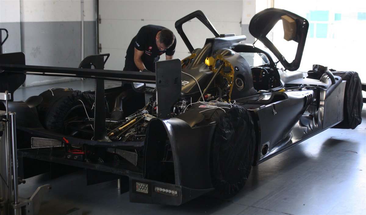 MagnyCoursTrack's tweet image. │#ROULAGE│

@PBCompetition fait ses dernières mises au point avant de s'envoler demain pour l'@AsianLMS, à Shanghai ✈️ 😊