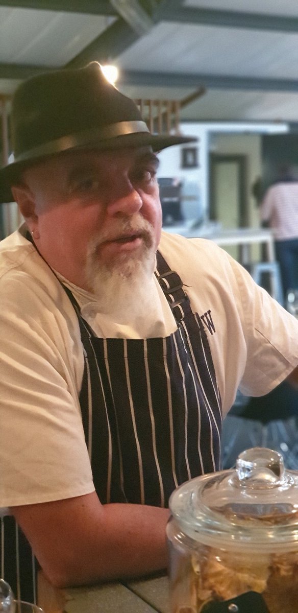 Chef @PeteGW eagerly awaiting our international guests for the #BreedekloofBoogie @HopeOnHopkins for #CapeWine2018 @WOSA_ZA