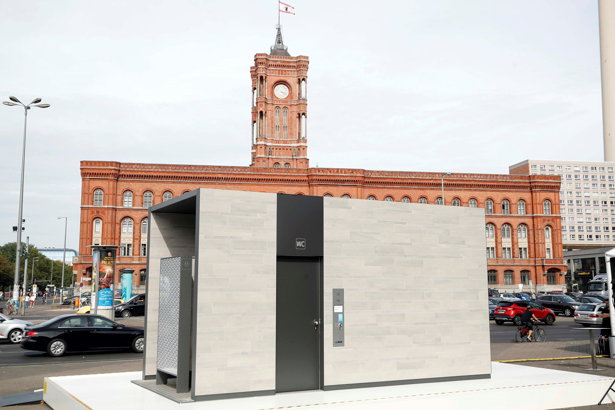 JCDecaux Global on Twitter "Berlin introduced the prototype of its new