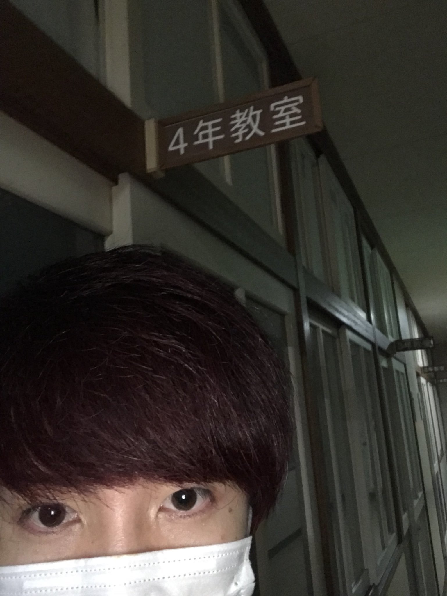 赤髪のとも💎☺︎テキパキ on Twitter "今から夜の学校で 、 ʕ •́؈•̀ ₎かくれんぼっ！(いつもの