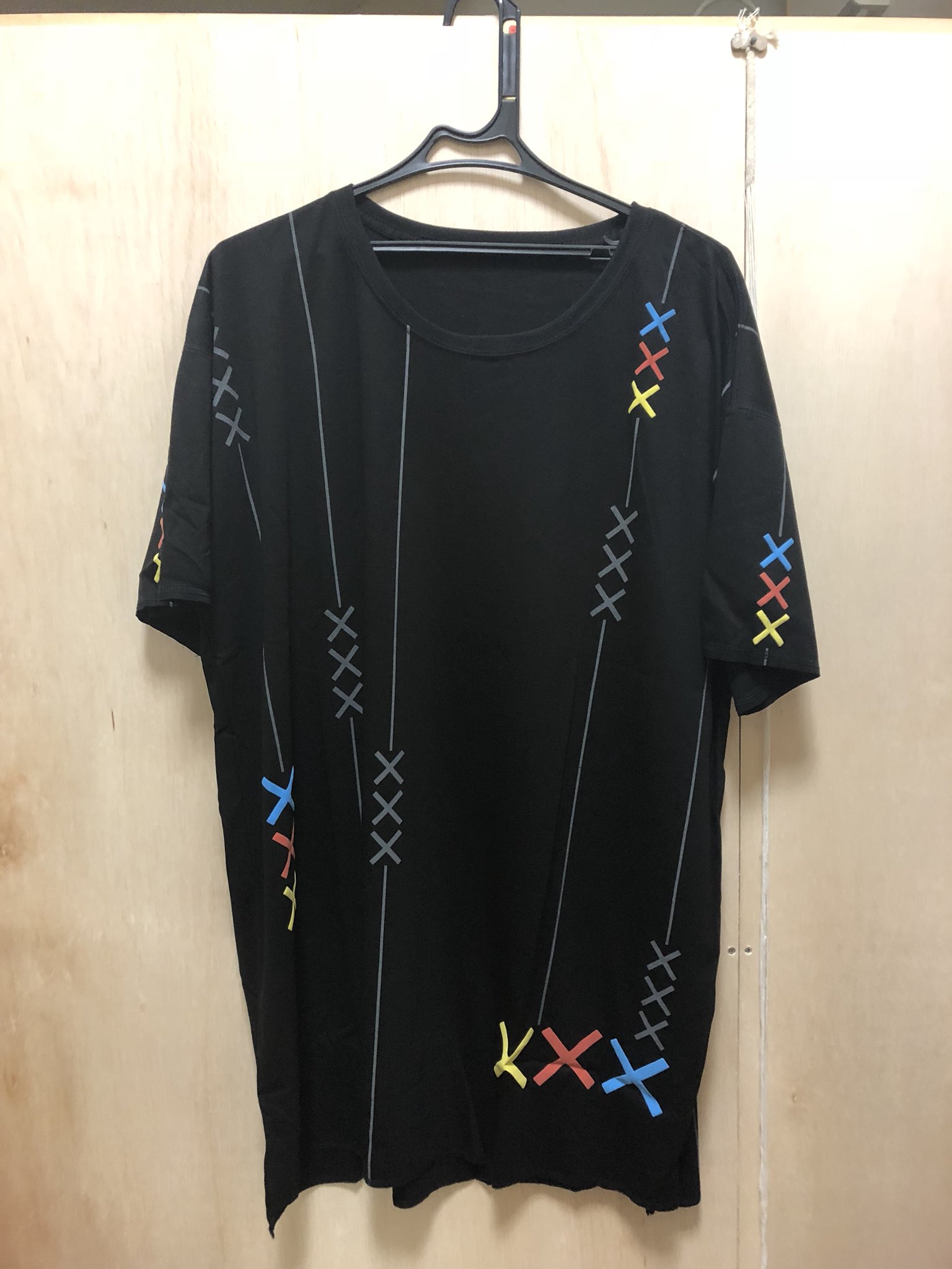 ぬるを 輝夜月 カグヤルナライブ ルナちゃんのライブグッズのtシャツとパーカー届いた めちゃいい 最高 好き ぬるを 輝夜月 カグヤルナライブ ルナちゃんのライブグッズのtシャツとパーカー届いた めちゃいい 最高 好き
