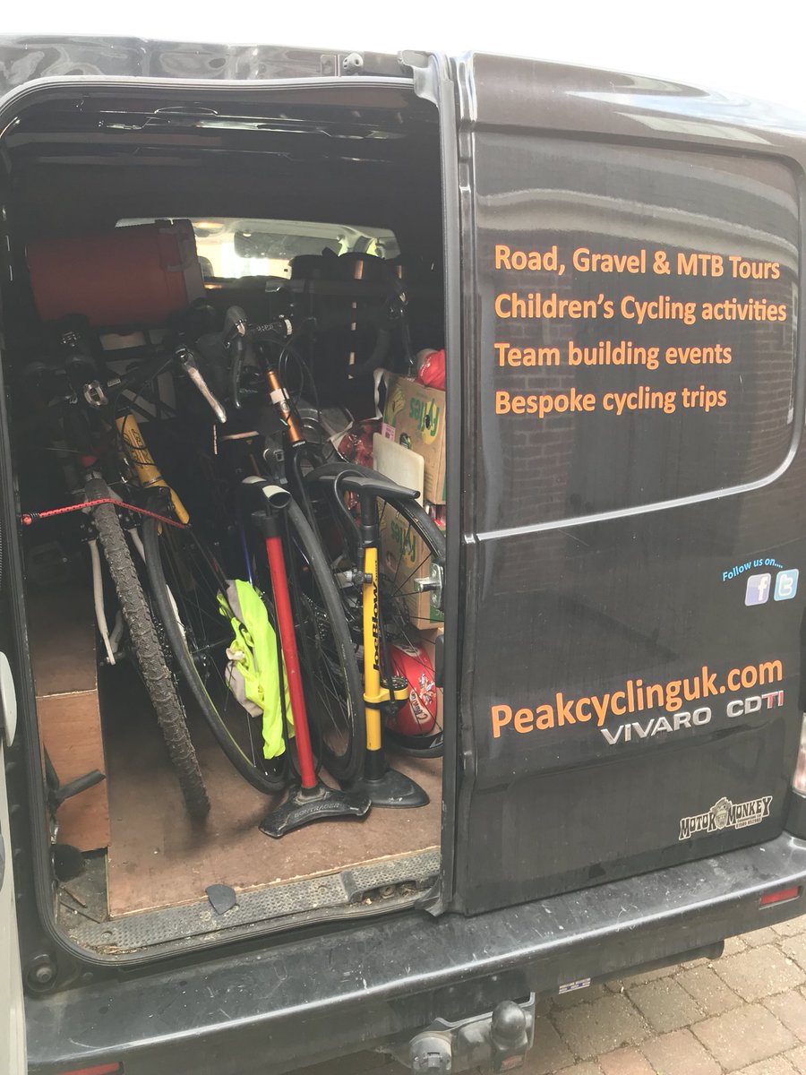 Peakcyclinguk's tweet image. All loaded for @VisionExpress @ChectUK #ride4sight - enough sweets and biscuits to fuel 40 cyclists over 300km and 3000m climbing to raise £30k in VE’s 30th year #3isthemagicnumber @TheDarrenCole @gant_paul